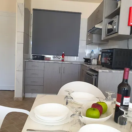 Leucolla Hill & Sea * بروتاراس