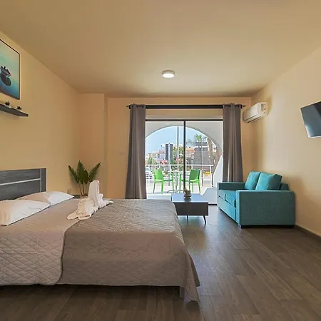 Leucolla Hill & Sea Apartamento Protaras