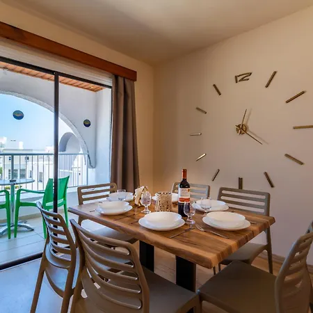 Leucolla Hill & Sea Apartamento *