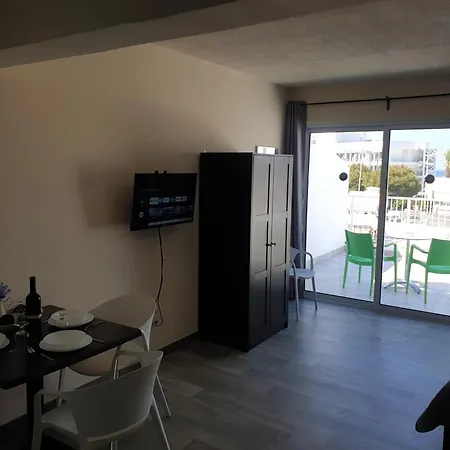 Leucolla Hill & Sea Apartamento