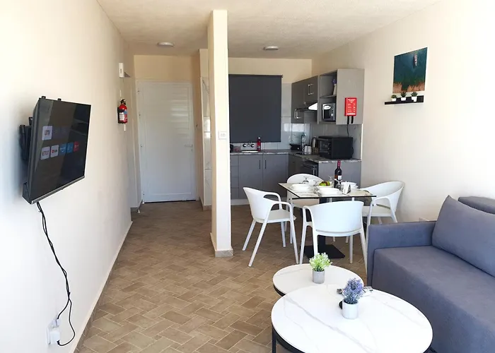 Leucolla Hill & Sea Appartement *