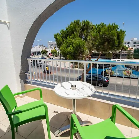 Apartment Leucolla Hill & Sea
