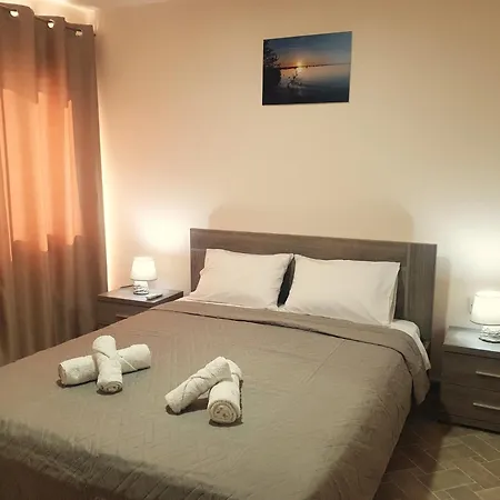 Leucolla Hill & Sea *