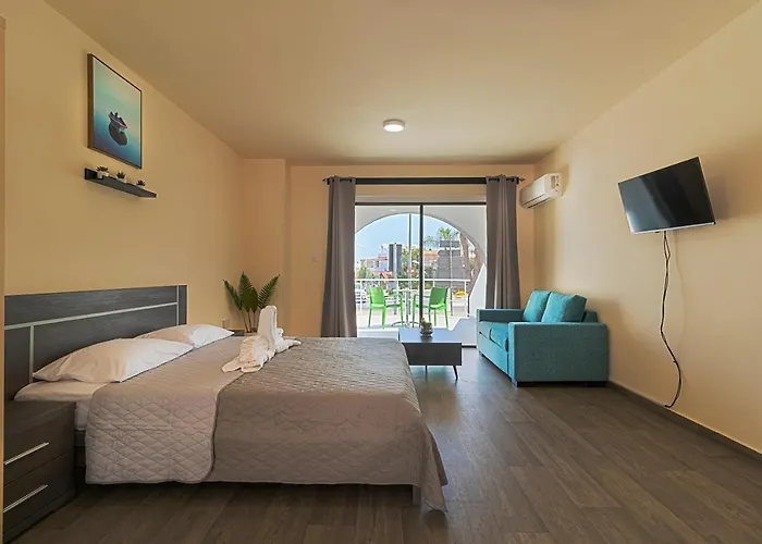 Leucolla Hill & Sea Apartamento Protaras