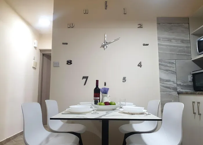 Leucolla Hill & Sea *