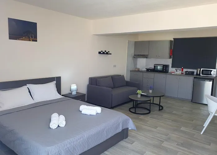 Leucolla Hill & Sea Apartamento *