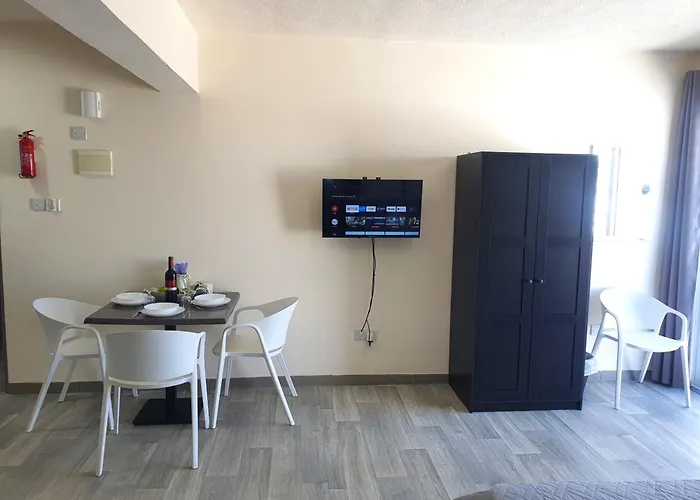 Leucolla Hill & Sea Apartamento Protaras